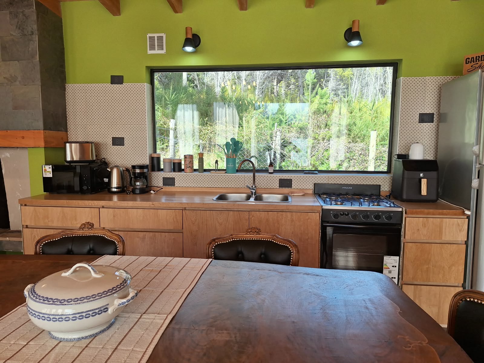 Cocina con ventanal